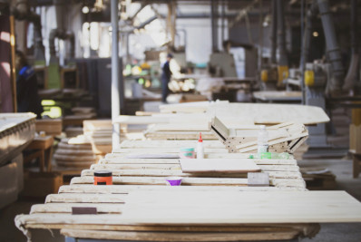 Tribunal condena fábrica de Gramado a pagar RS 90 mil após sócio agredir funcionário idoso