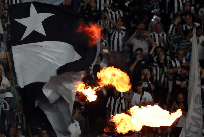 Influenciador doa R$ 78 mil para festa da torcida do Botafogo contra o Peñarol