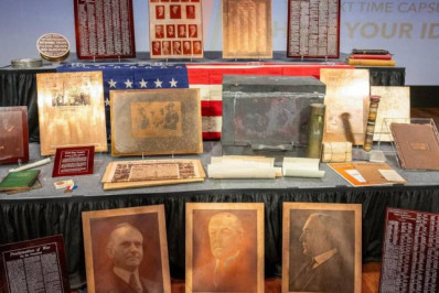 Cápsula do tempo de 100 anos é aberta em Museu da Primeira Guerra Mundial nos EUA