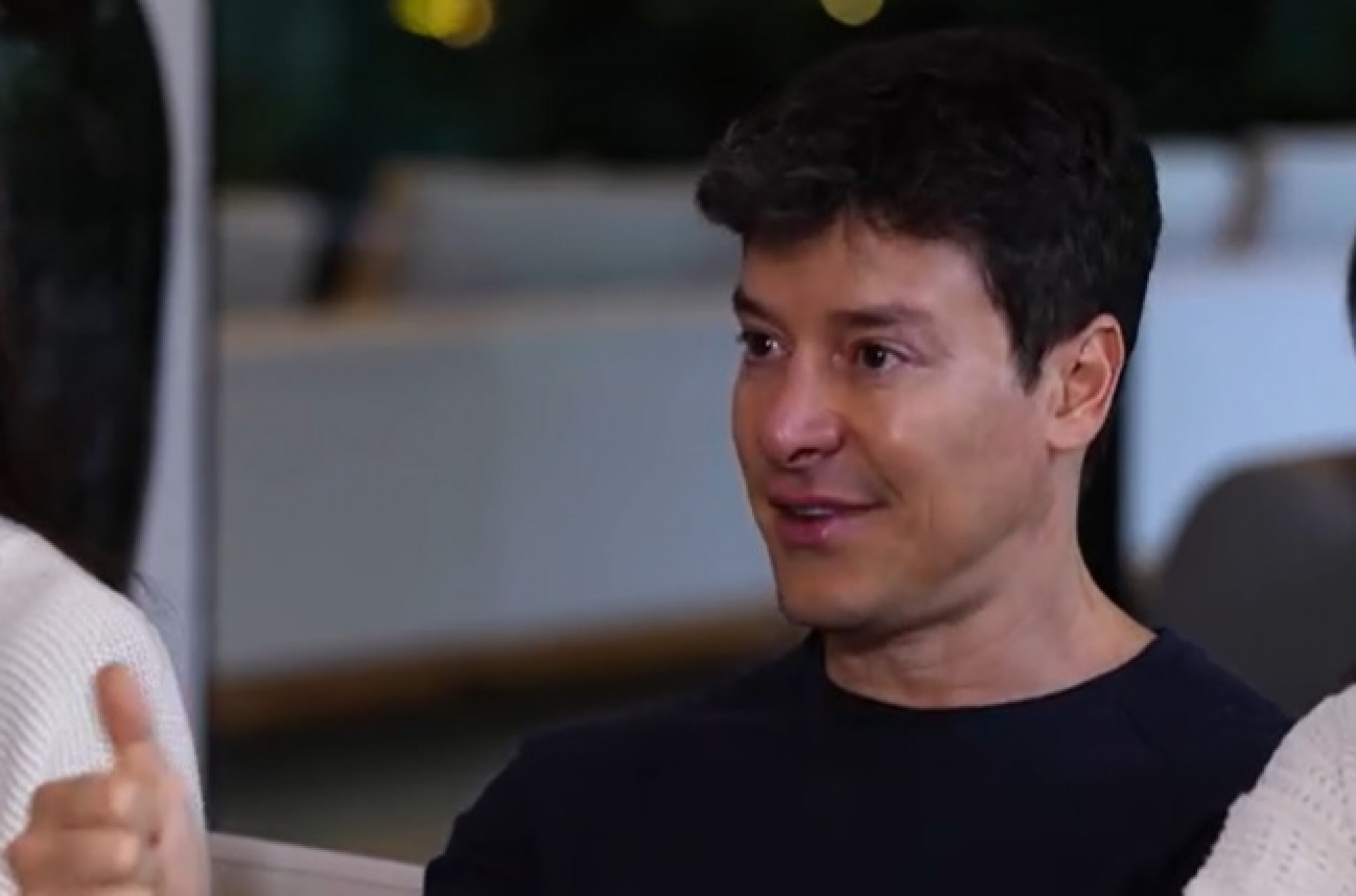 Rodrigo Faro durante entrevista ao 'Domingo Espetacular' - Reprodução de vídeo 