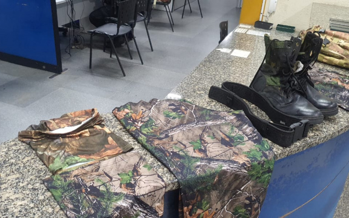 Os quatro envolvidos foram encaminhados para a 123ª Delegacia de Polícia