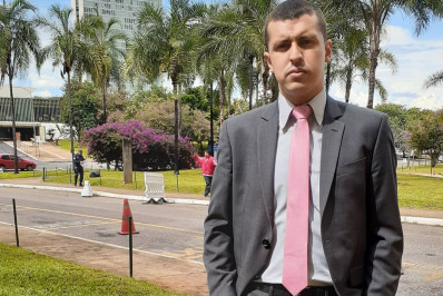 Governo municipal demite em massa e alega corte de gastos providencial