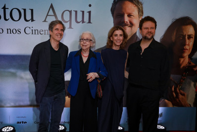 Fernanda Montenegro, Fernanda Torres e mais famosos se reúnem em première de 'Ainda Estou Aqui' no Rio