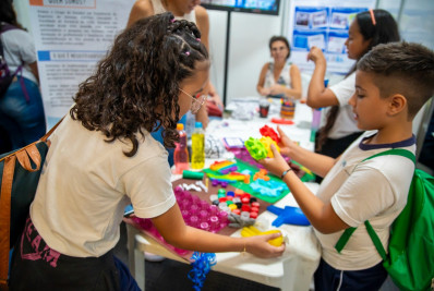 UFRJ promove evento em escolas dos Complexos da Maré e de Manguinhos