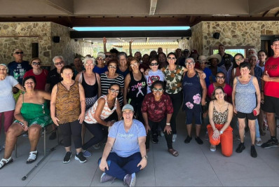 Idosos do Centro de Convivência de Búzios visitam o Horto do Aretê com atividades de Yoga e Alongamento