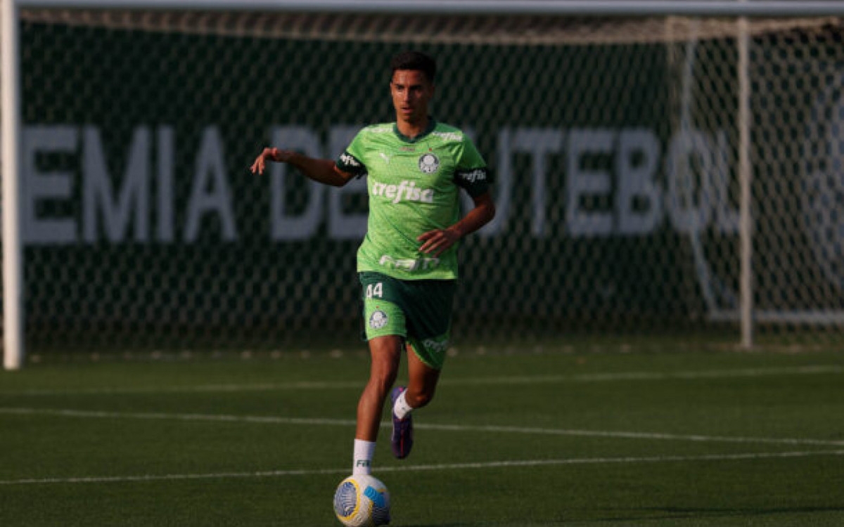 O jogador Vitor Reis, da SE Palmeiras, durante treinamento, na Academia de Futebol. (Foto: Cesar Greco/Palmeiras/by Canon)