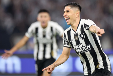 Placares elásticos com cinco gols marcaram títulos de rivais do Botafogo na Libertadores