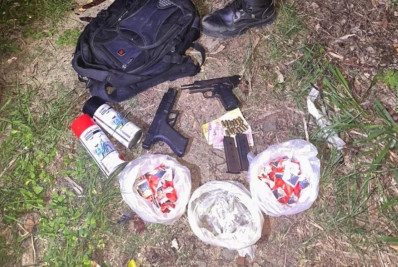 PM apreende armas, drogas e prende acusado de tráfico em Cabo Frio