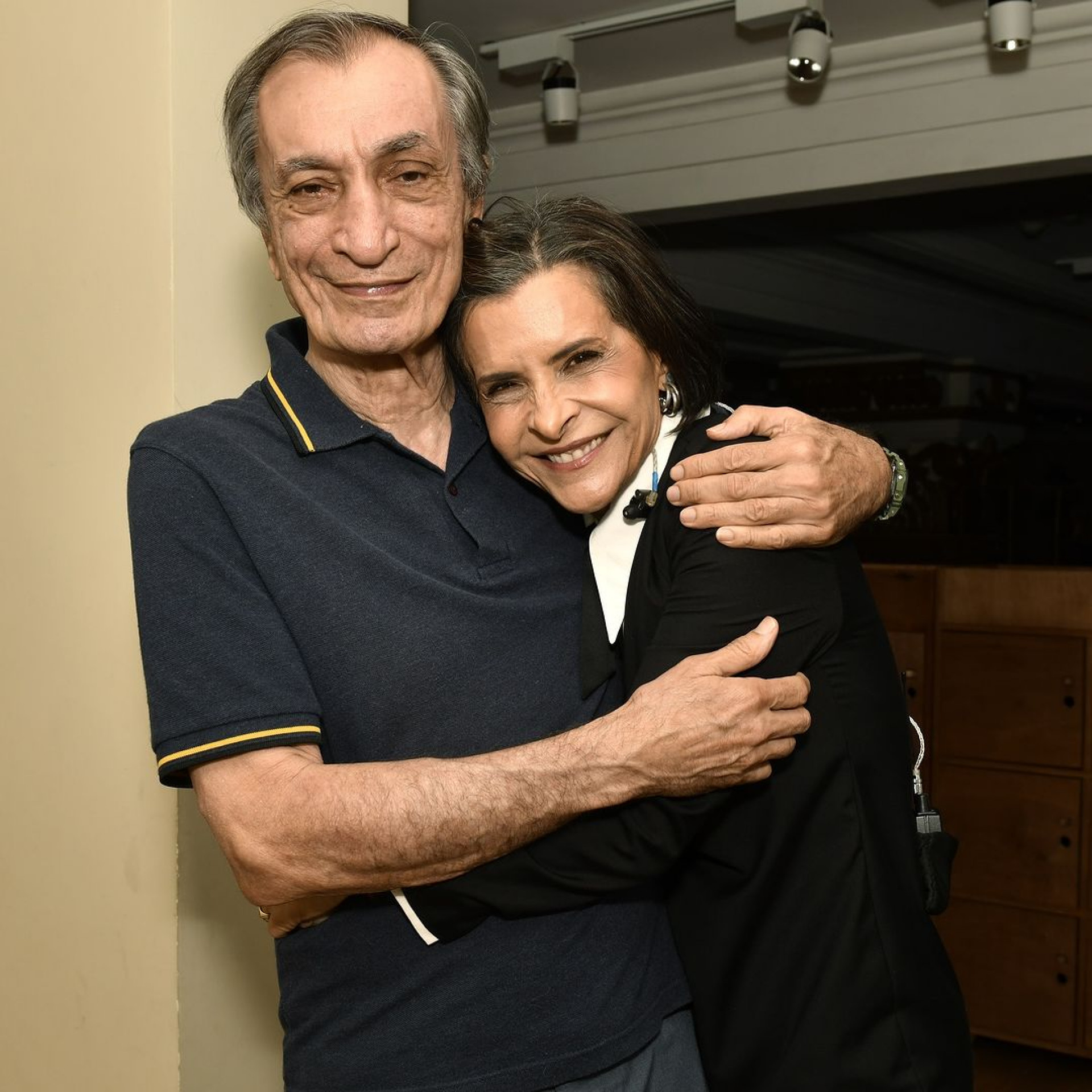 A cantora Marina Lima e o irmão, o poeta Antonio Cicero - Reprodução/Instagram