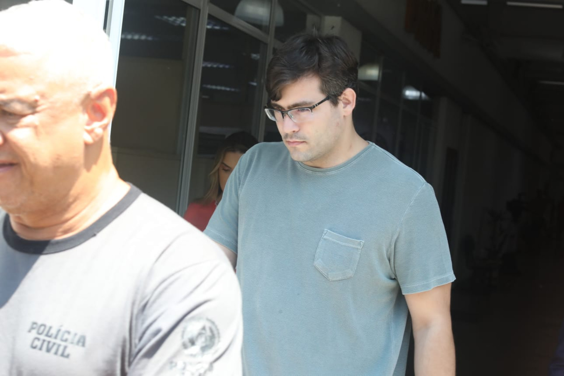 Matheus Vieira, sócio do PCS Labs Saleme, foi transferido para Polinter após se entregar à polícia - Pedro Teixeira/Agência O DIA