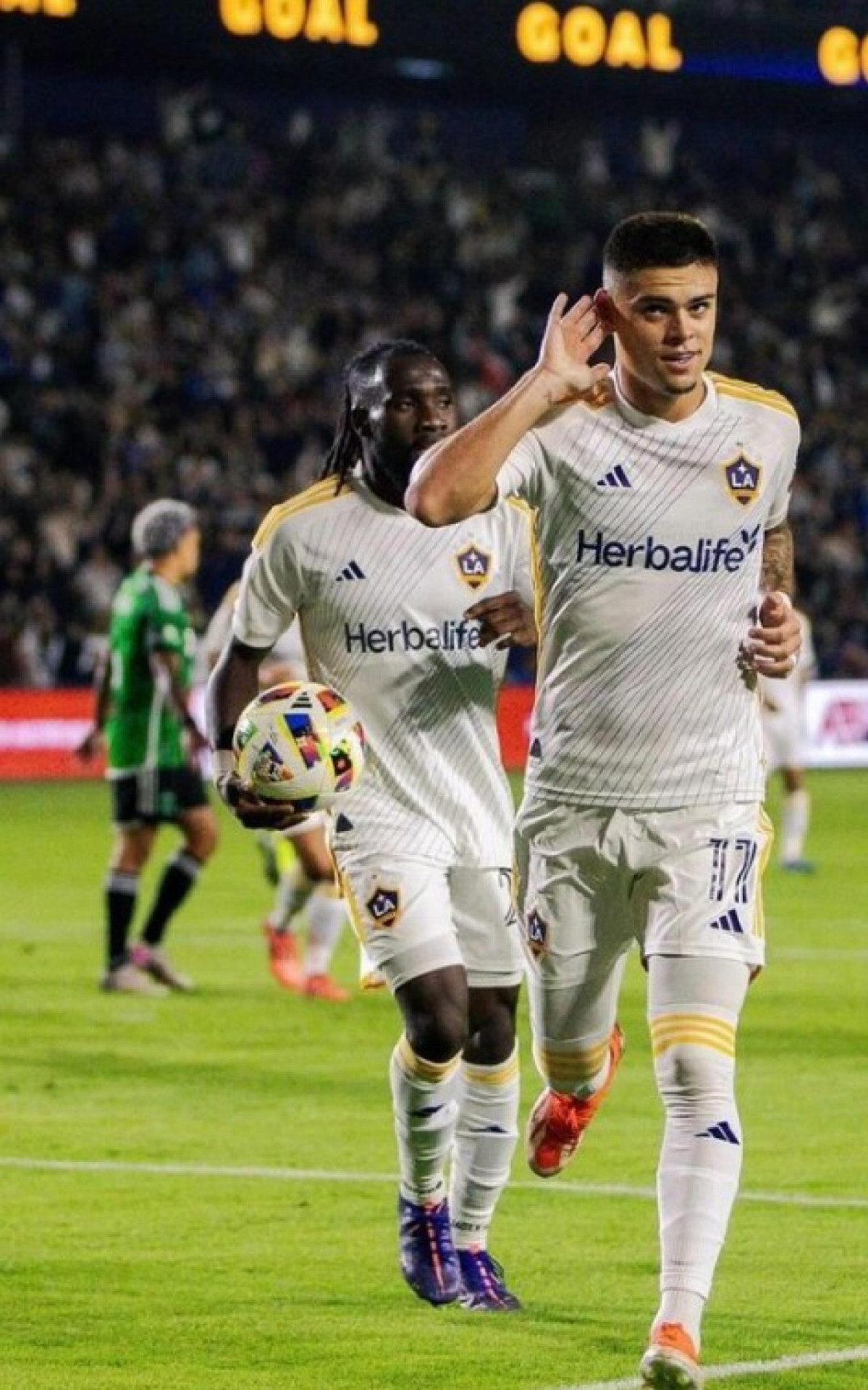 Gabriel Pec vem fazendo &oacute;tima temporada pelo Los Angeles Galaxy - Reprodu&ccedil;&atilde;o / Instagram