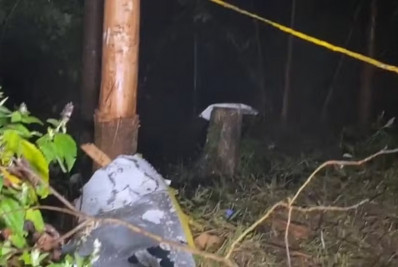 Avião cai no interior de São Paulo após colidir com morro