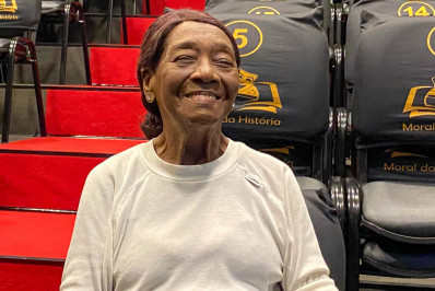 Idosa de 94 anos se encontra nos palcos