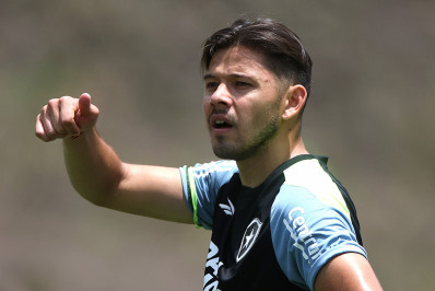 Botafogo anuncia a saída de mais um campeão da Libertadores e do Brasileiro