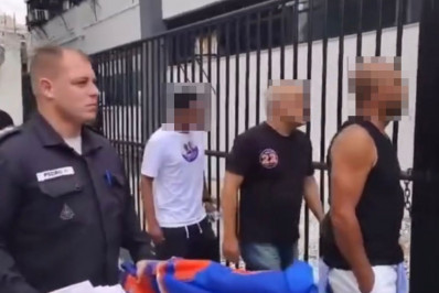 Três pessoas detidas por suspeita de compra de votos em Piratininga