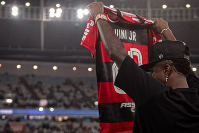 Flamengo exalta Vini Jr após Bola de Ouro: 'Para todos, menos alguns, você é o melhor'