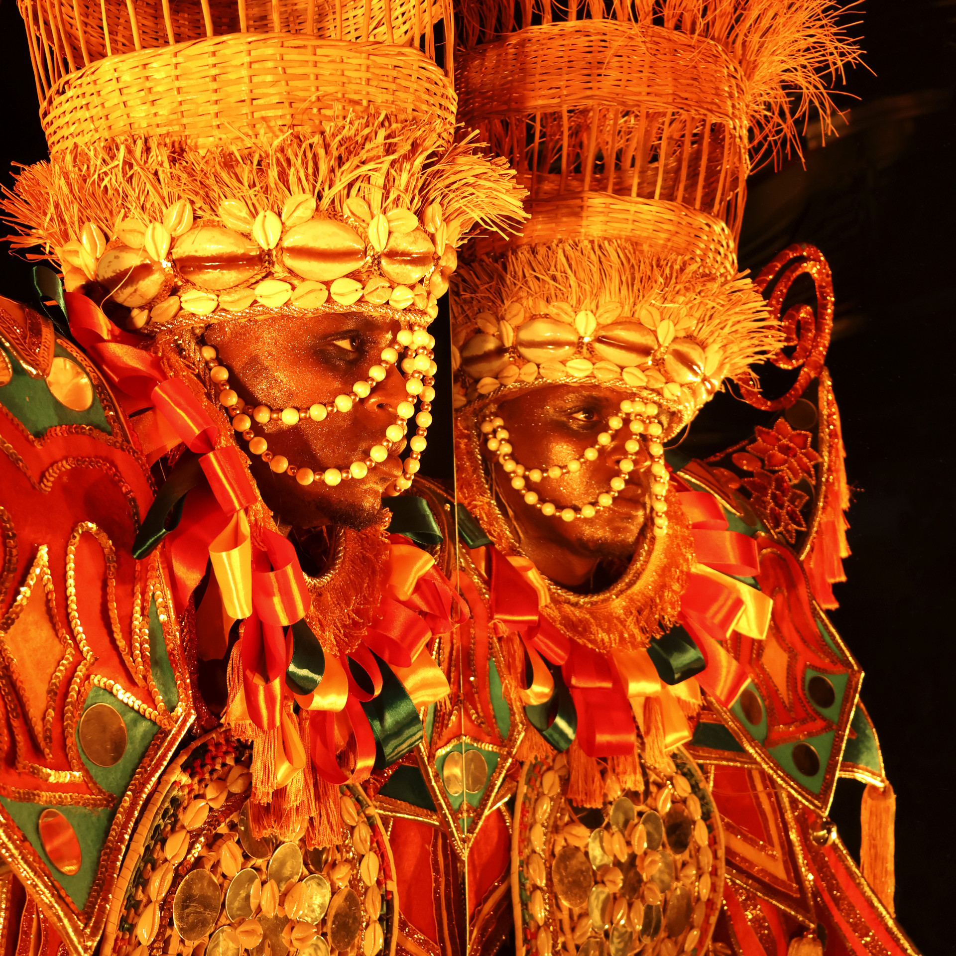 Grande Rio divulga fotos de figurinos para o Carnaval de 2025 - Ademir Junior