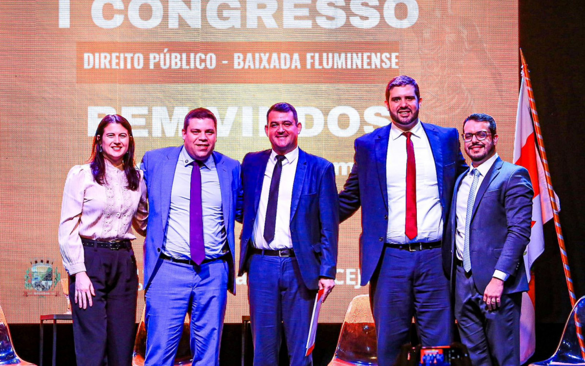 Keila Kramer, Fabrício Almeida, Bruno Alves, Alex Riski e Breno Porto no Congresso