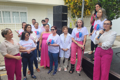 Outubro Rosa em Macaé: Polo de apoio ao Paciente Oncológico encerra programação com palestras e música