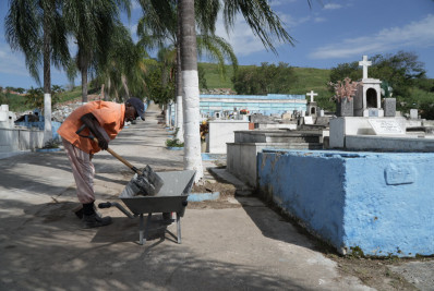 São Gonçalo atua nos preparativos para Dia de Finados
