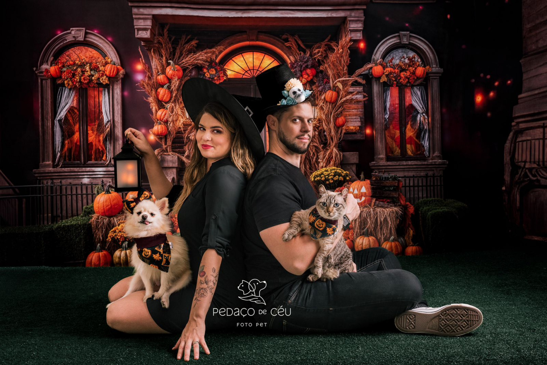 Ingrid com Charlinho e seu marido, Pedro Vieira, com a cachorrinha Kitty - Divulga&ccedil;&atilde;o / Daiane Moraes