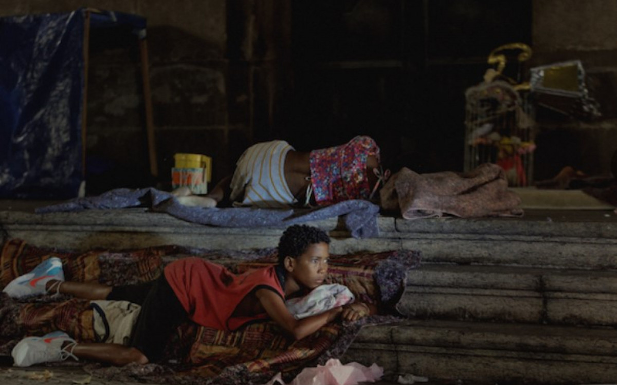 Cena da série 'Os Quatro da Candelária' - Divulgação