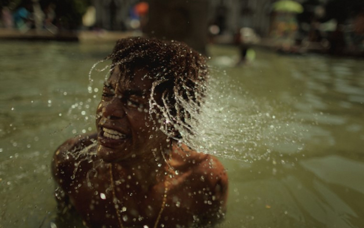 Cena da série 'Os Quatro da Candelária' - Divulgação