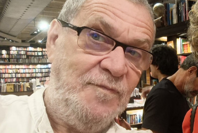 Poeta Tavinho Paes, autor de 'Totalmente Demais' e 'Rádio Blá', morre aos 79 anos no Rio