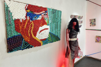 Mostra de artes com reciclagem é atração na Casa da Cultura, em São Pedro da Aldeia