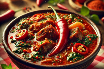 Mulher põe veneno em sopa, mata o ex e mais quatro amigos por engano