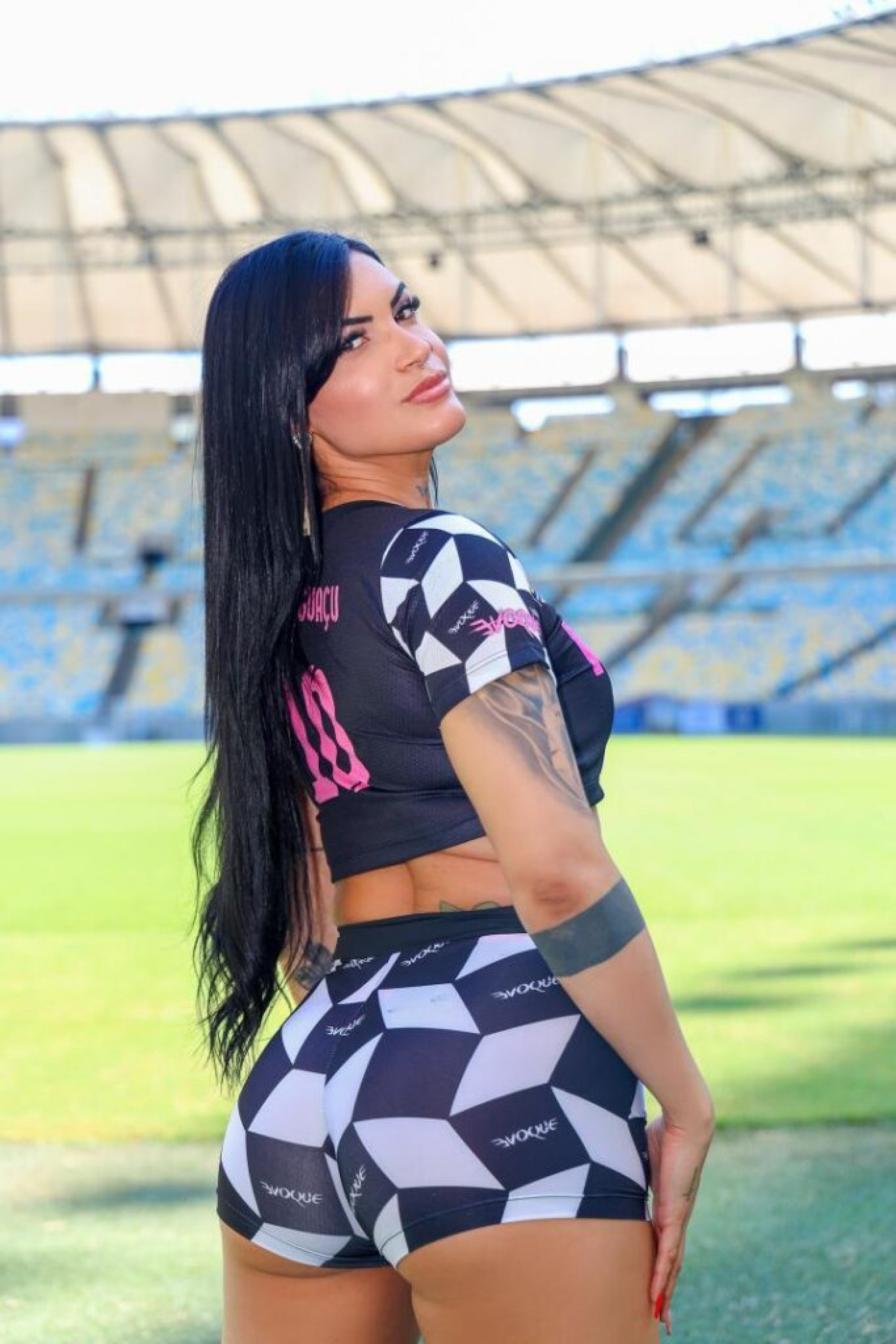 K&eacute;ssia Silva &eacute; a musa do Nova Igua&ccedil;u em novo concurso que participa - Divulga&ccedil;&atilde;o