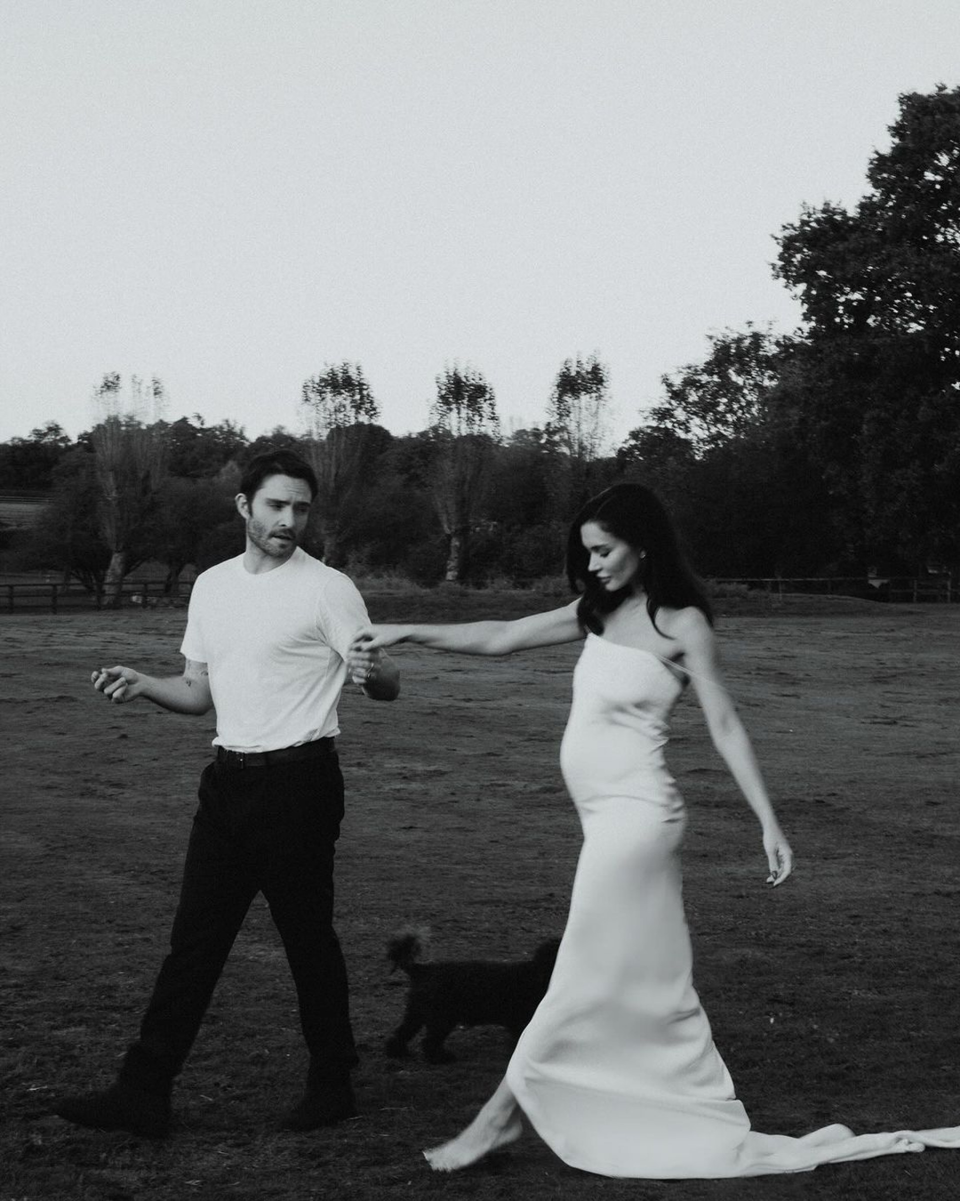 Ed e Amy Westwick serão pais em breve - Reprodução / Instagram