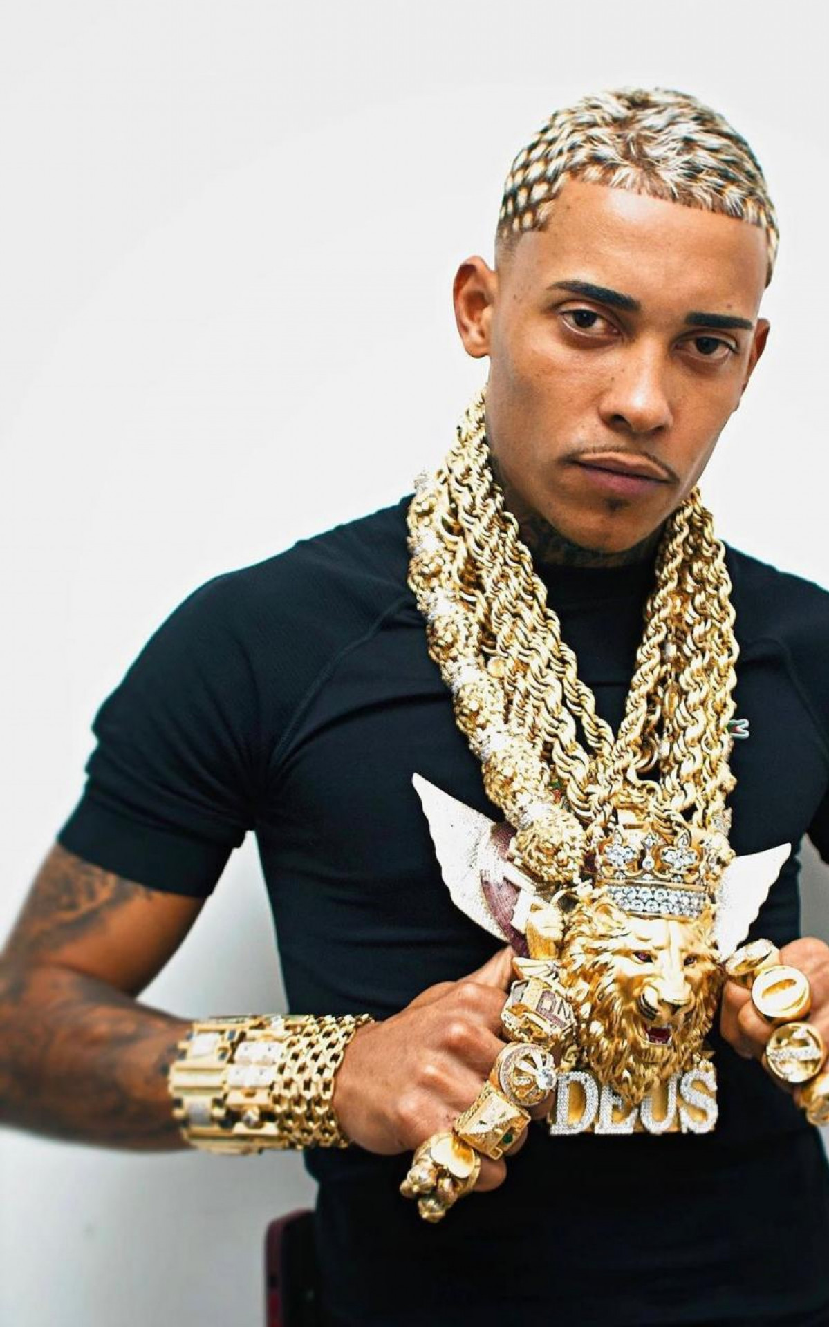 MC Poze do Rodo teve carros e joias apreendidos durante opera&ccedil;&atilde;o da Civil - Reprodu&ccedil;&atilde;o / Redes Sociais