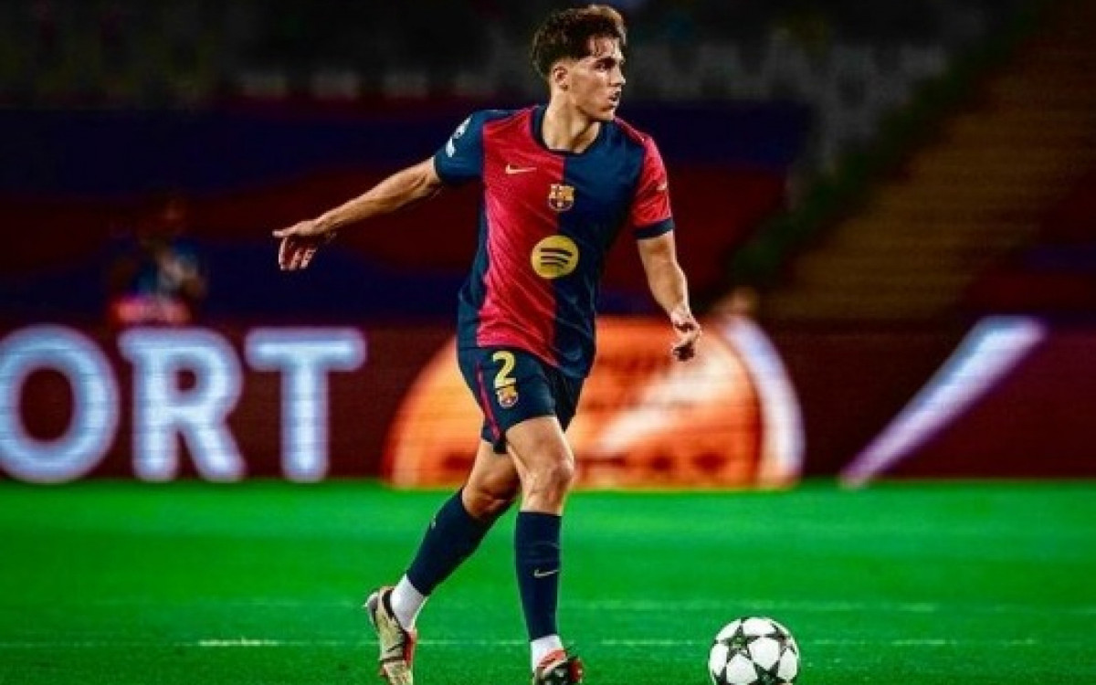 Pau Cubarsí em ação pelo Barcelona