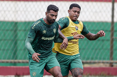 Thiago Santos se declara ao Fluminense e admite maior facilidade como zagueiro: 'É melhor'