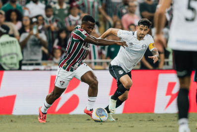 Fluminense leva mais um gol no fim e empata com o Grêmio pelo Brasileirão
