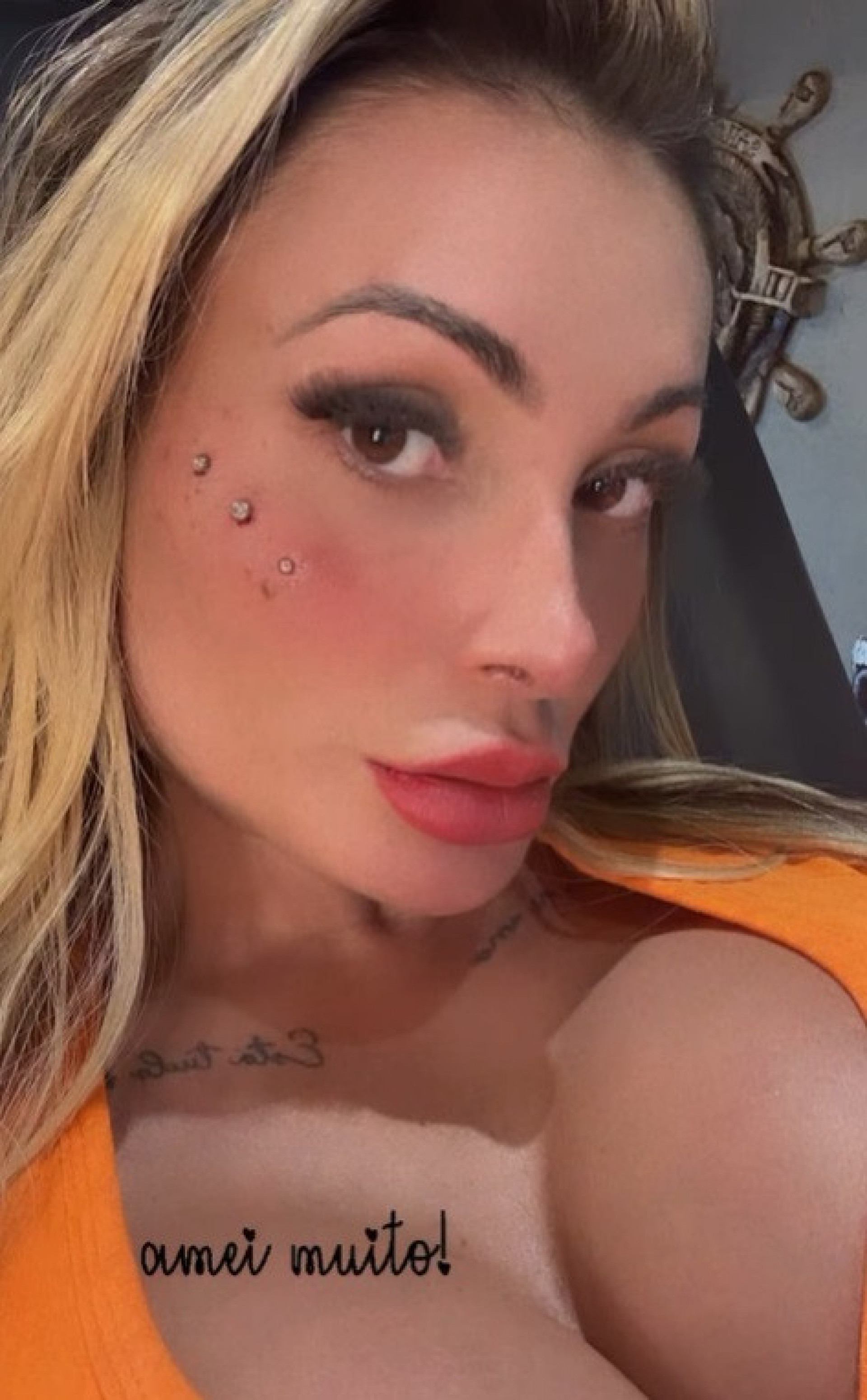  Andressa Urach coloca piercings no rosto - Reprodução do Instagram