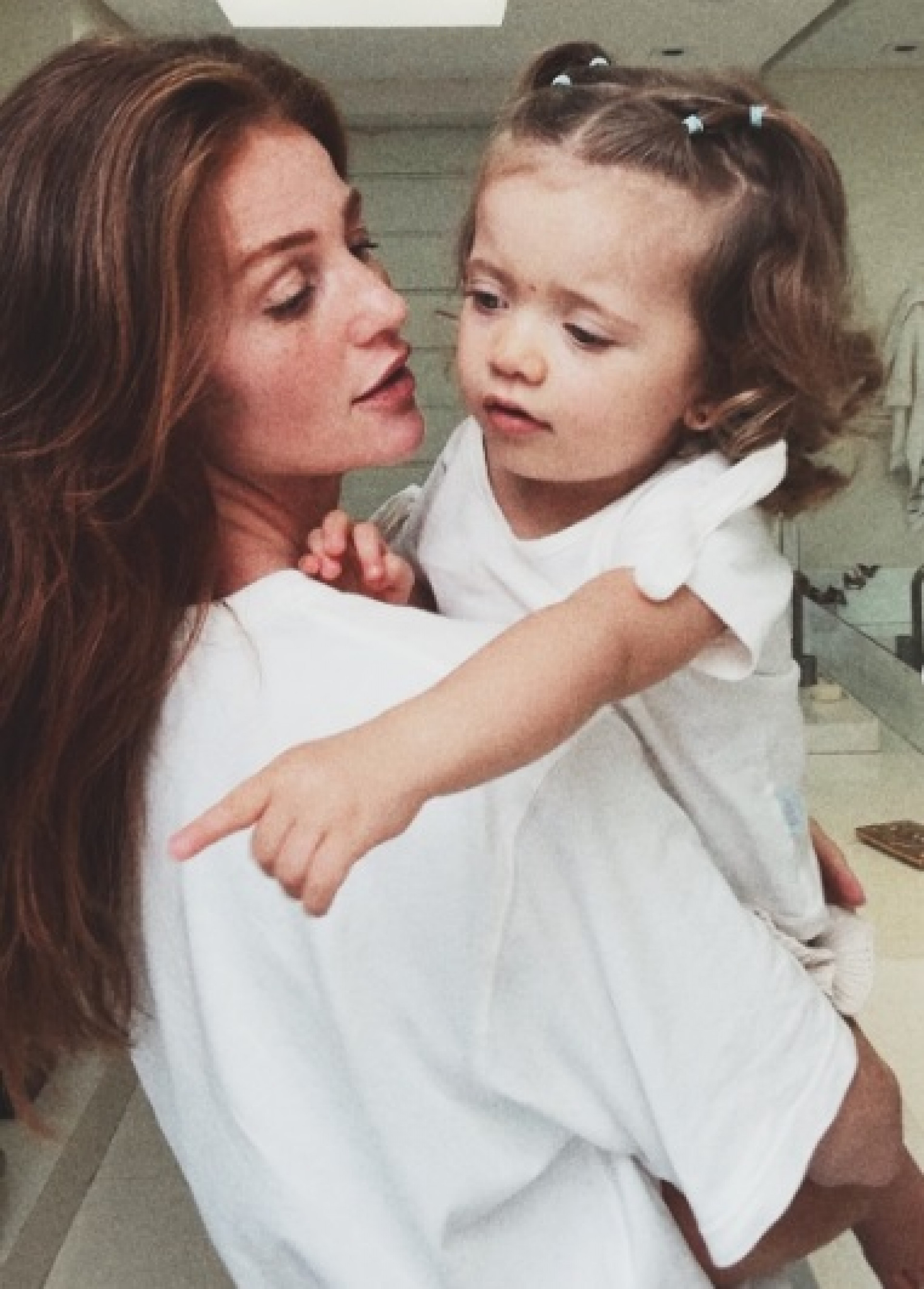 Aurora é fruto do relacionamento de Cintia Dicker e Pedro Scooby - Reprodução/Instagram