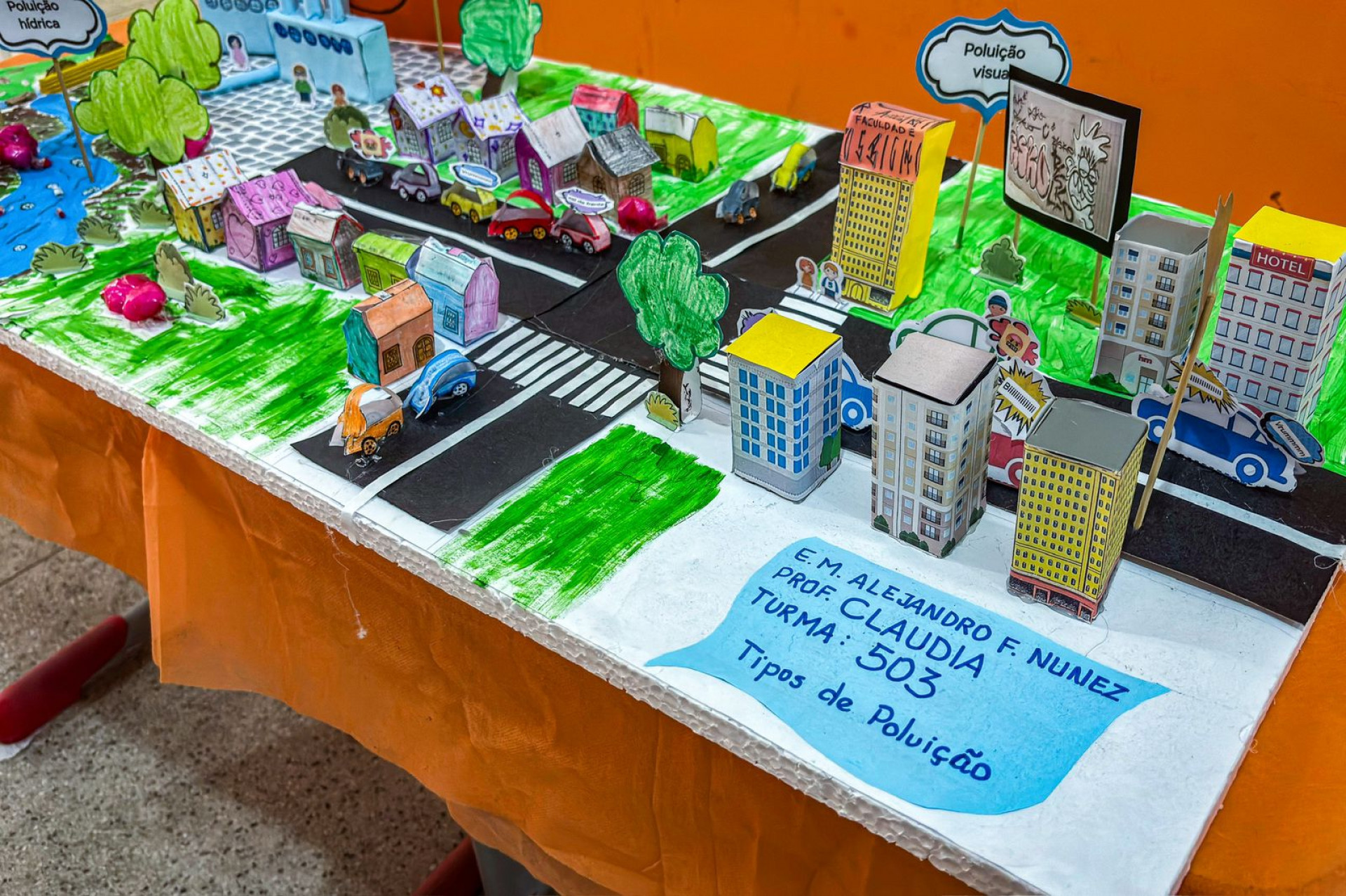 A Feira de Ci&ecirc;ncias enfatizou o tema da polui&ccedil;&atilde;o e todos os seus tipos - Rafael Barreto/PMBR