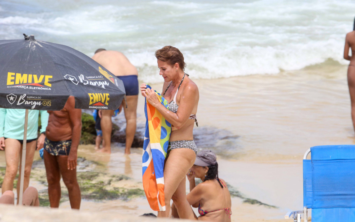 Andréa Veiga renovou o bronzeado