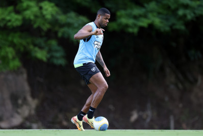 Júnior Santos será opção no Botafogo para enfrentar o Vasco