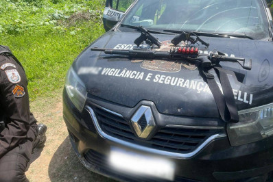 PM recupera caminhão e carro de escolta armada roubados na Baixada