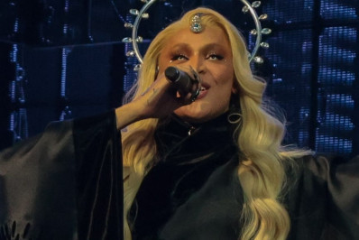 Famosos capricham no look para curtir show de Pabllo Vittar de Halloween