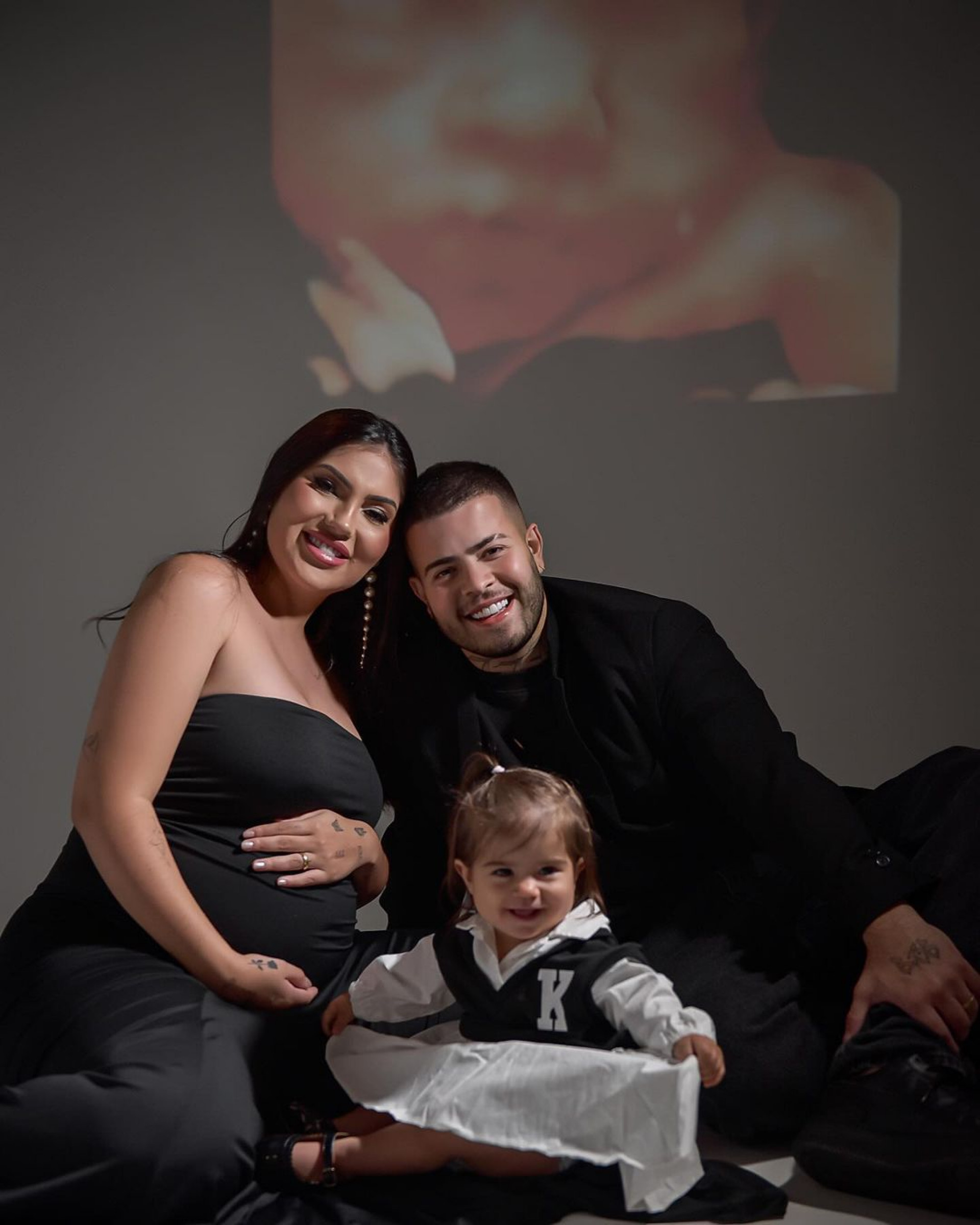 Jottapê e Estefany Boro já eram papais de Athena, de 1 ano; Samuel nasceu no carro - Reprodução / Instagram