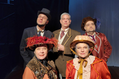 Sala Nelson recebe peça com a história de Allan Kardec