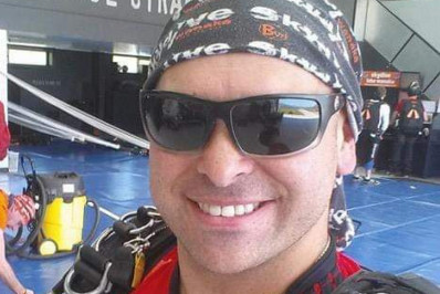 Polícia fará perícia em equipamento usado por homem que morreu na Pedra Bonita ao cair de speed fly