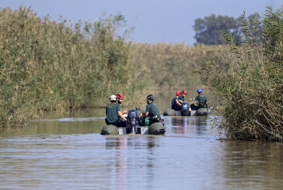 Buscas por desaparecidos continuam em Valência