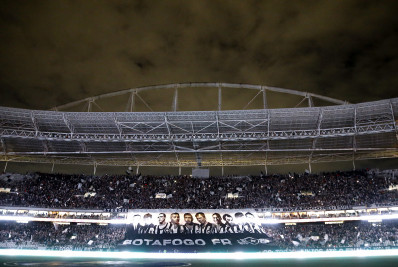 Botafogo x Racing tem 30 mil alvinegros confirmados e três setores esgotados