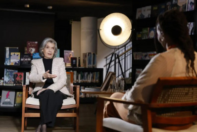 Ministra Cármen Lúcia e TV Brasil são alvos de notícias falsas