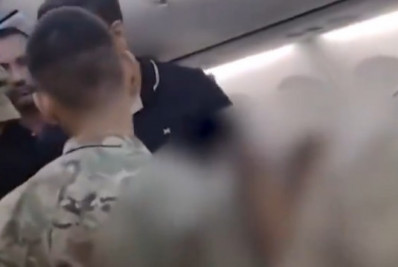 Vídeo: passageiro tenta abrir porta de avião no ar em voo Brasília-Panamá